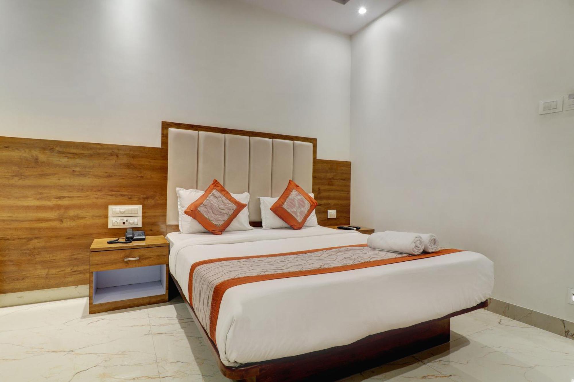 Hotel A K Fort Inn Mumbai  Buitenkant foto