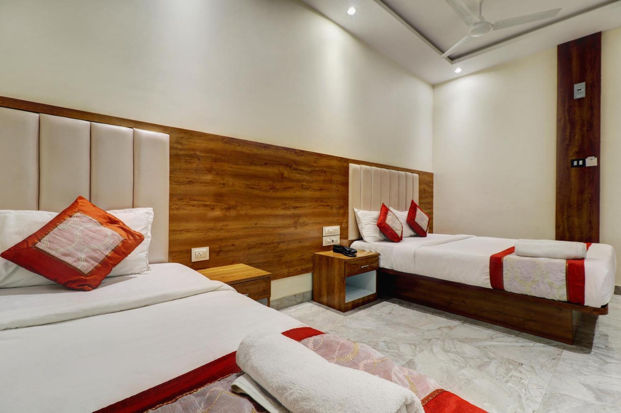 Hotel A K Fort Inn Mumbai  Buitenkant foto