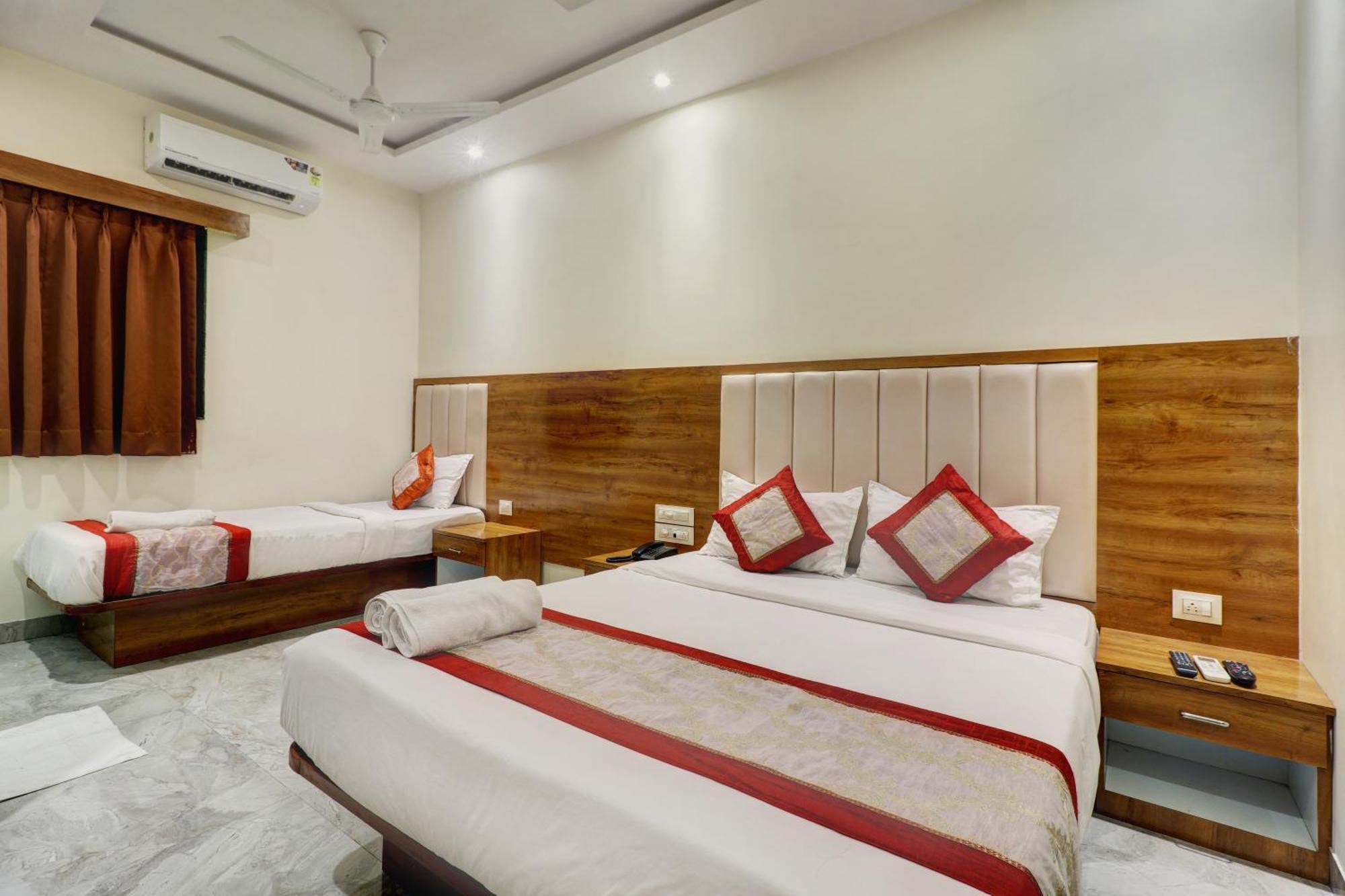 Hotel A K Fort Inn Mumbai  Buitenkant foto
