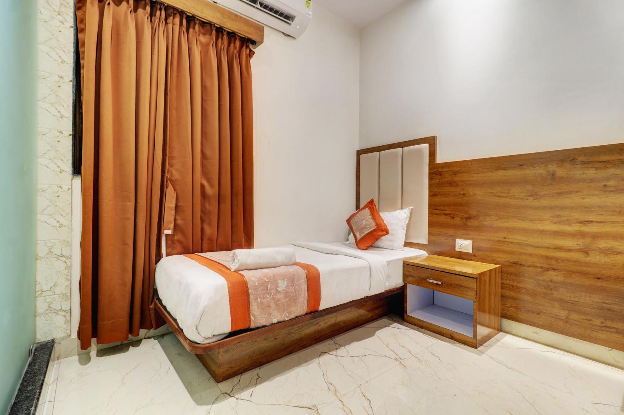 Hotel A K Fort Inn Mumbai  Buitenkant foto